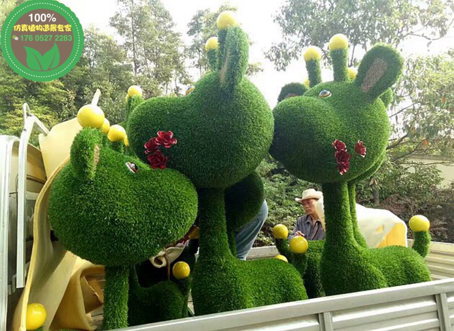 西峡卡通人物稻草人哪家好？