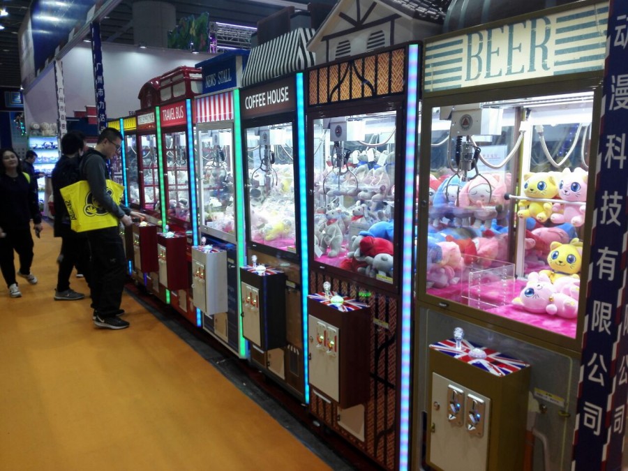 武威市周边特价娃娃机口红机经销商（工厂直销）