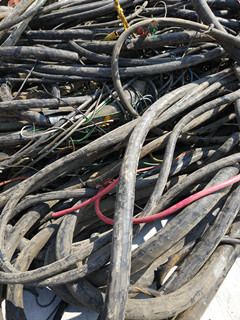 镇江废旧电缆回收——可以现场报价