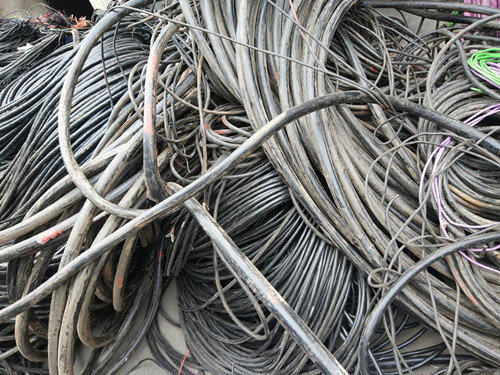 南京专业回收电缆线-母线牌回收