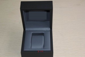 简介：