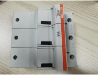 现货优势供应CMS223M三极底座Ferraz可安装微动开关