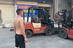 简介：