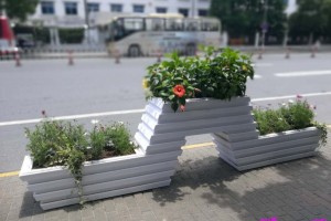 简介：